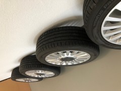 Zomerbanden op alu velgen voor Fiat 500