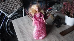 blonde Barbie Christel  V 1