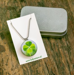 Unieke hangertjes  professioneel ambachtelijk gemaakt