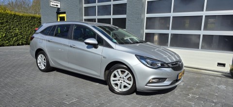 Opel Astra-K sports tourer 2019 met stuur- en Stoelverwarming