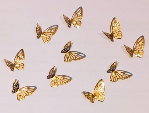10 goudkleurige vlindertjes