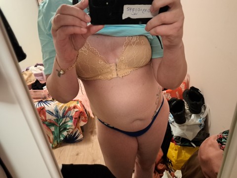 IK BEN LEKKER GEIL KOM LANGS