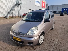 Toyota Yaris Verso 1 3 VVTI