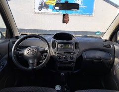 Toyota Yaris Verso 1 3 VVTI