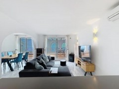 Uw eigen Appartement met zeezichten in MORAIRA met veel meer