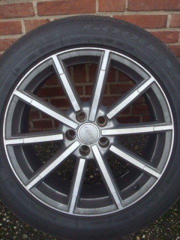 19 Originele Audi 10 spaak Audi Q3  Q5 en Audi A8 R8 5x112