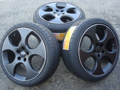 18 Inch GTI Black Velgen en Banden Steek 5x112