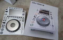 Pioneer DJ CDJ-3000-W Multi-Player en Pioneer DJM-A9 DJ Mixer