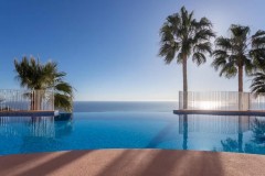 Uw eigen Appartement met super zeezicht en ruim terras in MORAIRA en
