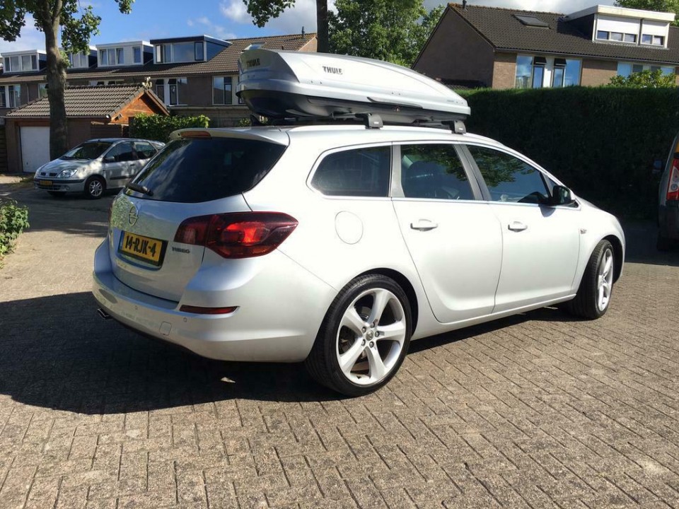 Dakkofferset Astra Sports Tourer