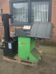 Banden Monteer Apparaat   Balanceer Apparaat HBM Bosch Wbe 4110