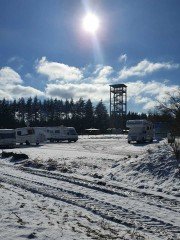 Zoekt u een rustige en voordelige camper plaats in de Eifel