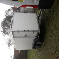 gesloten aanhangwagen roca