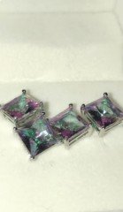 Zirconia met paarse Rainbow kleur Nieuw        