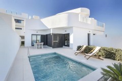 Uw eigen nieuwe Villa aan zee in ORIHUELA COSTA met extra