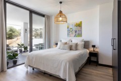 Luxe appartement met zeezicht en priv&eacute;tuin in Mijas  Costa del 