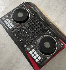 Pioneer DDJ 1000 Pioneer DDJ 1000SRT Pioneer XDJ-RX3 Pioneer XDJ XZ