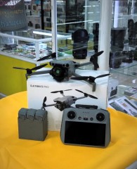 DJI Mavic 4 Pro en DJI Mavic 3 Pro en DJI Air 3S en DJI Mavic 3E
