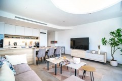 Uw eigen nieuwe luxe Appartement aan zee in LO PAGAN met