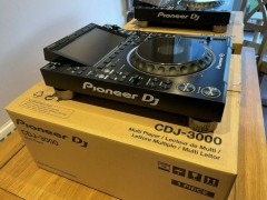 Pioneer CDJ-3000 Player -Pioneer DJM-A9 - DJM-V10 -AlphaTheta Euphonia