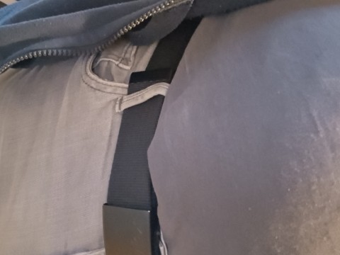 Slaafhans zoek dominante vrouw voor date