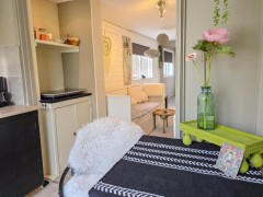 LAST MINUTE    Vakantiehuis La Luna met omheinde tuin 2 gasten Oostkap