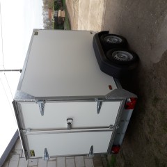 gesloten aanhangwagen roca