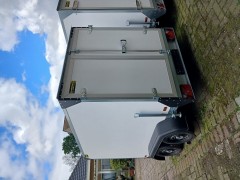 gesloten aanhangwagen frigo