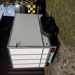 gesloten aanhangwagen roca