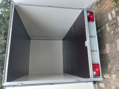gesloten aanhangwagen roca