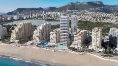 Uw eigen nieuwe Appartement aan zee in CALPE met meer