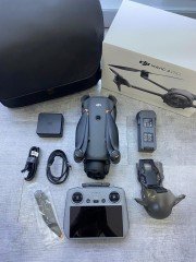 DJI Mini 5 Pro en DJI Mavic 4 Pro en DJI Mavic 3 Pro en DJI Air 3S