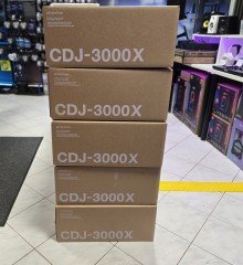 AlphaTheta CDJ-3000X en AlphaTheta Euphonia en Pioneer DJM-A9 Mixer