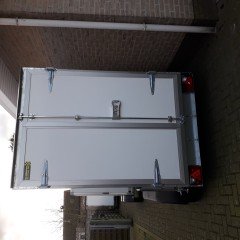 gesloten aanhangwagen frigo