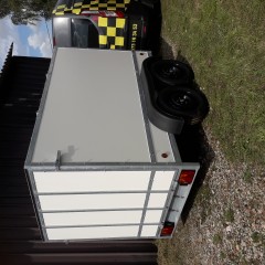gesloten aanhangwagen roca