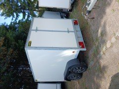 gesloten aanhangwagen roca