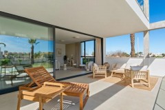 Uw eigen nieuwe Penthouse aan zee in MAR DE CRISTAL met meer