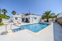 Uw eigen prachtige Villa met mooie uitzichten in DENIA met ook