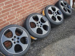 18 Inch GTI Black Velgen en Banden Steek 5x112
