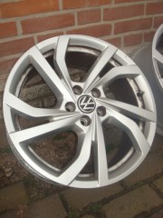 17 Inch Originele VW Polo 2G Velgen Nr 206