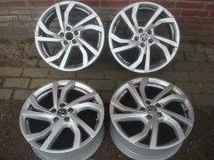 17 Inch Originele VW Polo 2G Velgen Nr 206