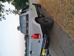 Ford F-250 lariat heavy duty