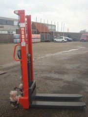 Stapelaar  Handstapelaar   Palletstapelaar   Stapelaar   Hoogheffer