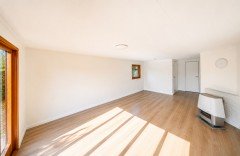 Recreatiewoning te koop eigen grond gerenoveerd en veel privacy