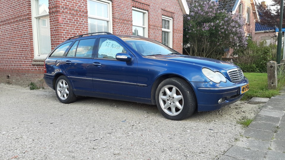 Mercedes-benz c240 elegance