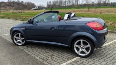 Opel Tigra TwinTop - 1.8-16V Linea Rosso Cabrio/Nieuwe APK/Airco/Navi/