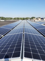 Zonnepanelen, als zelfbouw pakket of laten installeren