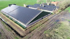 Zonnepanelen, als zelfbouw pakket of laten installeren