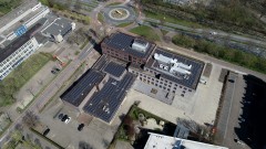 Zonnepanelen, als zelfbouw pakket of laten installeren