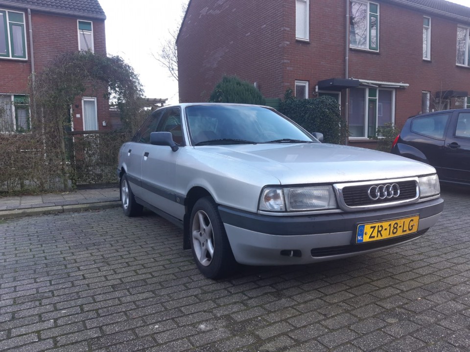 Audi 80 te koop .